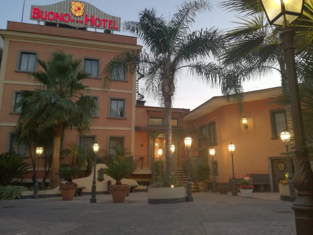 נאפולי Buono B&B מראה חיצוני תמונה
